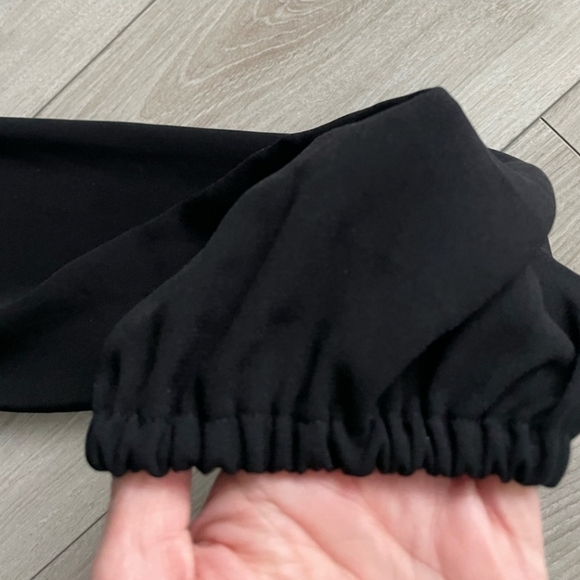 🛍️  *In black* Wilfred Eleonora crewneck blouse, cropped oversized XXS - Picture 3 of 8